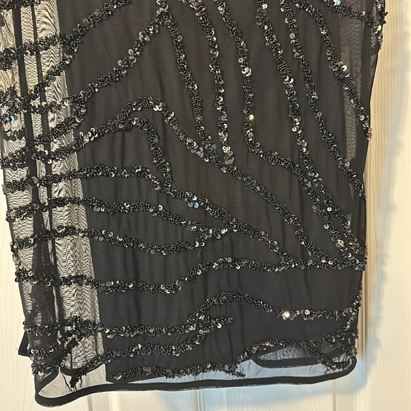 NWT, White House Black Market Size medium, Split sleeve OTT Tunic. - Picture 6 of 7